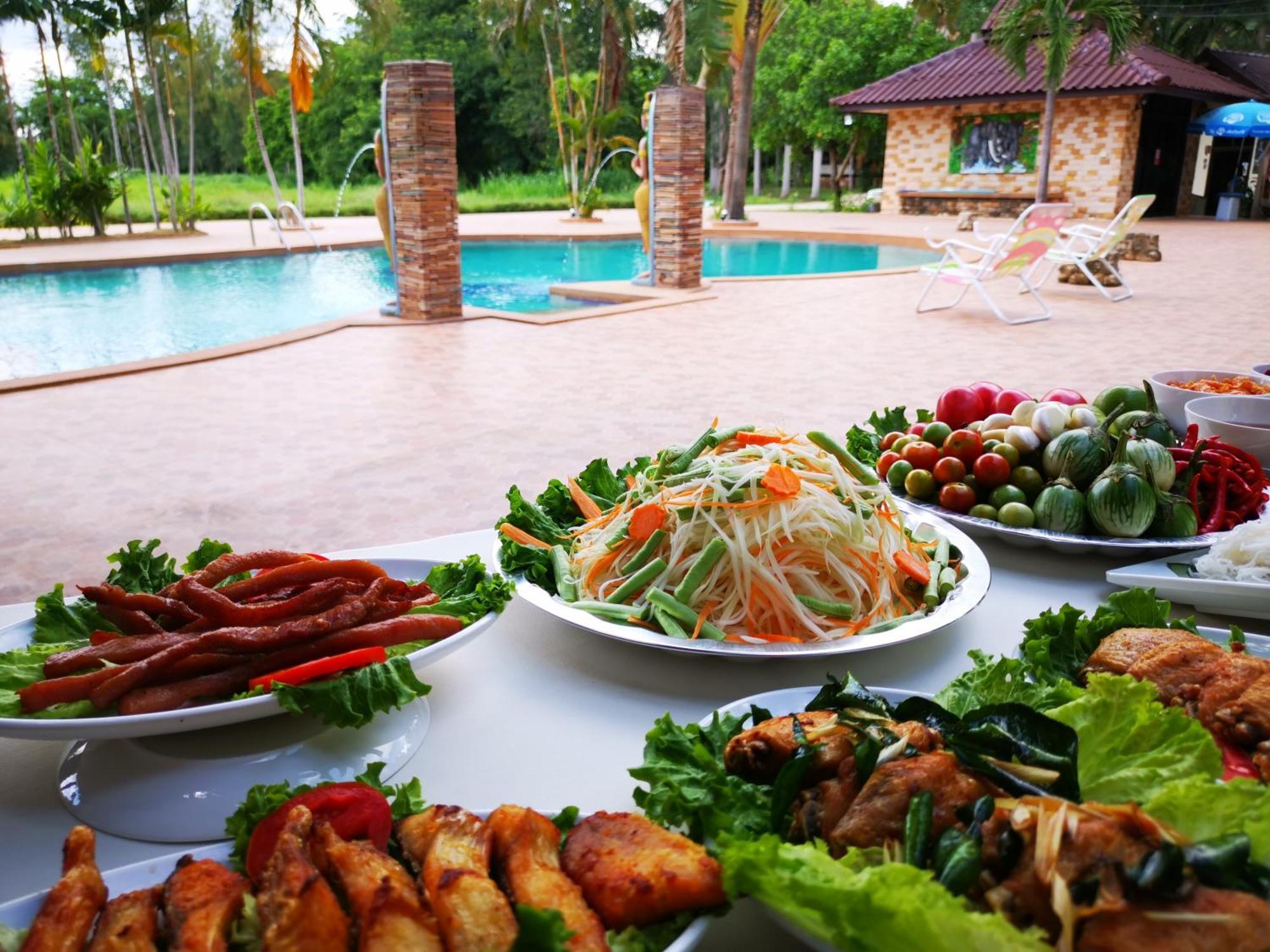 Rs Phong Riverside Resort Khon Kaen Exterior photo