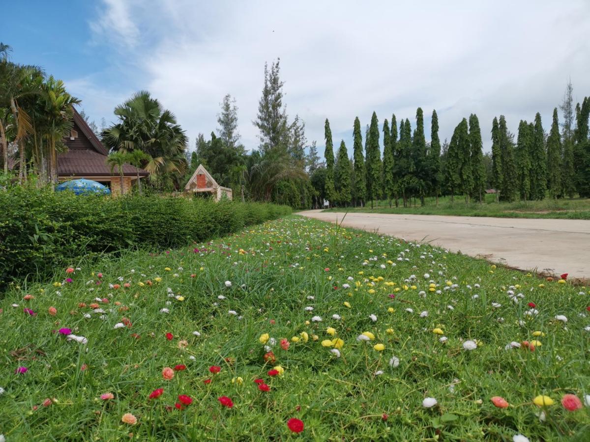 Rs Phong Riverside Resort Khon Kaen Exterior photo