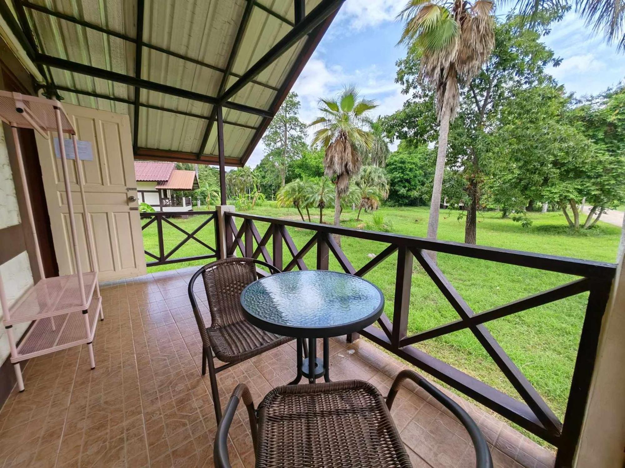 Rs Phong Riverside Resort Khon Kaen Exterior photo