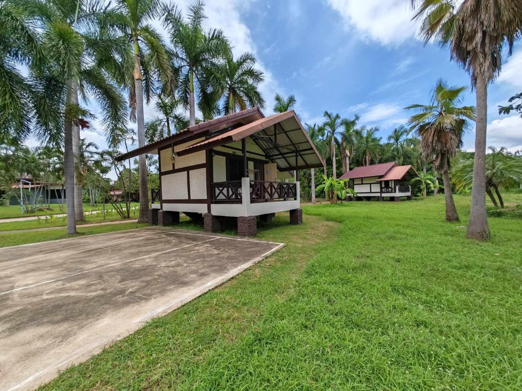 Rs Phong Riverside Resort Khon Kaen Exterior photo