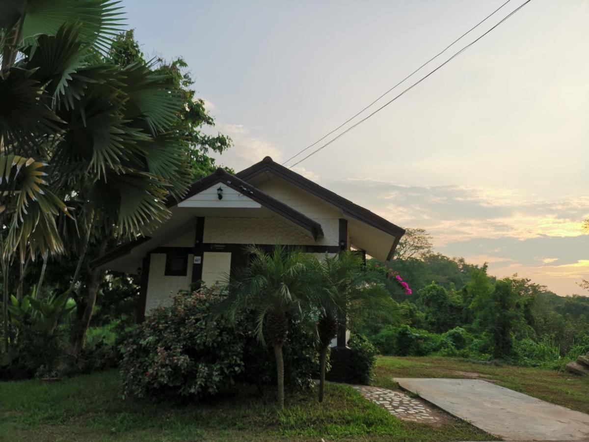 Rs Phong Riverside Resort Khon Kaen Exterior photo