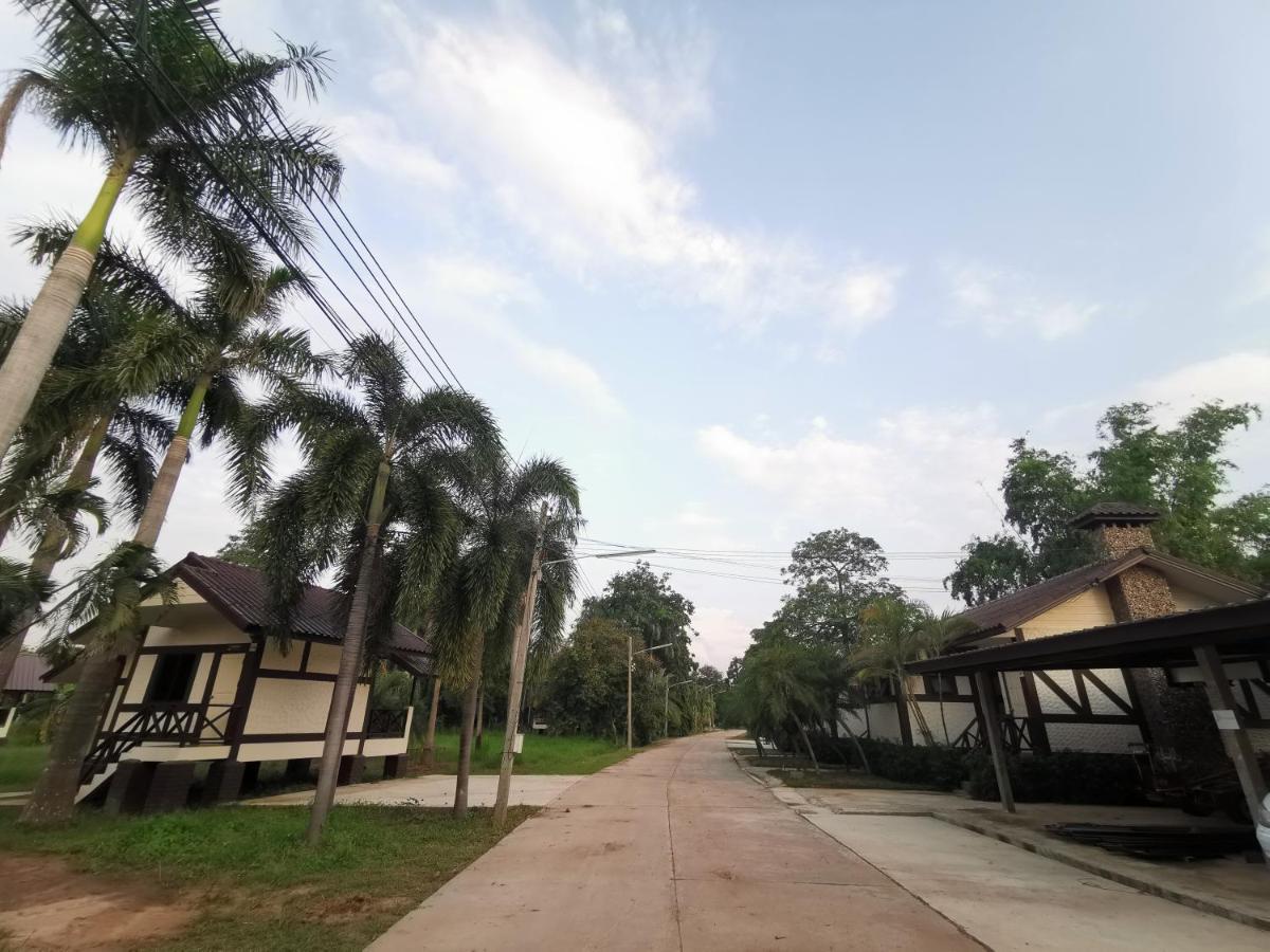 Rs Phong Riverside Resort Khon Kaen Exterior photo
